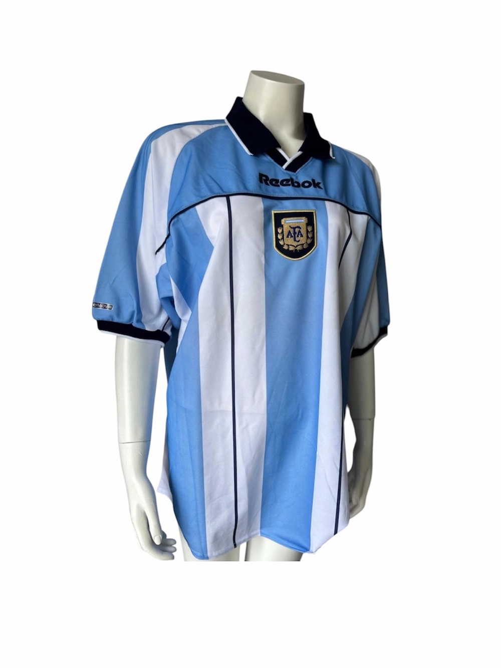 VINTAGE ARGENTINA REBOOK JERSEY